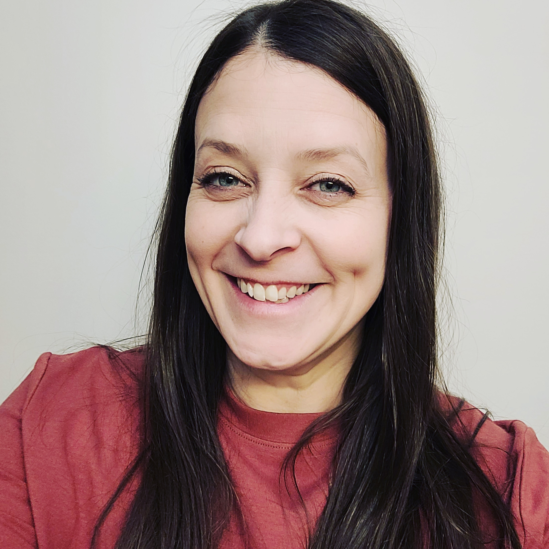 Lesleigh R. Chumbley